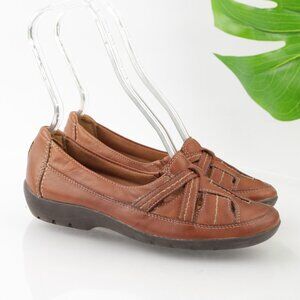 Clarks Womens Ordell Ava Slip On Shoes Size 7.5 Tan Brown Leather Loafer Flats